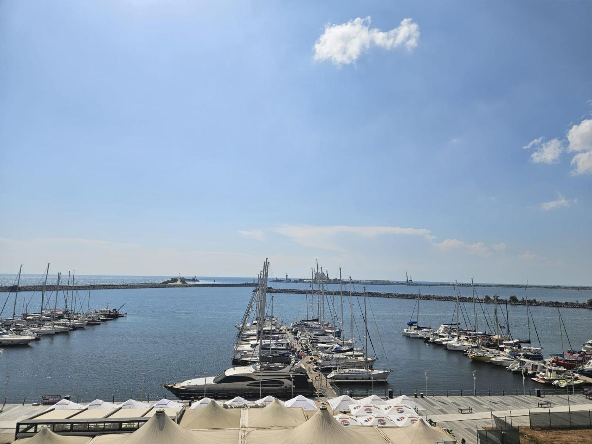 만갈리아 Blue Marina Sea View 아파트 외부 사진